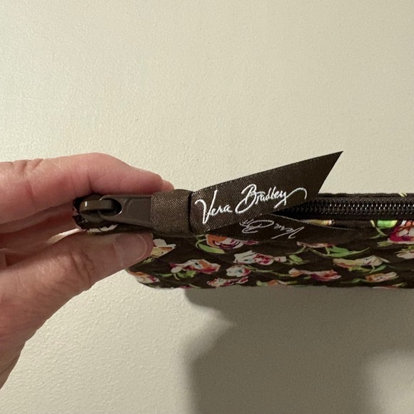 Vera Bradley Quilted Brown Floral Cosmetic Makeup Bag Pouch Zipper Closure - Picture 3 of 7